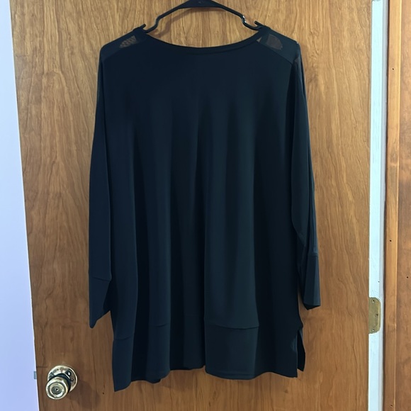 Ladies large 3/4 sleeve black top - Picture 6 of 6